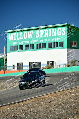 media/Oct-18-2025-Extreme Speed (Sat) [[d6d7e1fef1]]/Group 5/Session 1 (Turn 4)/